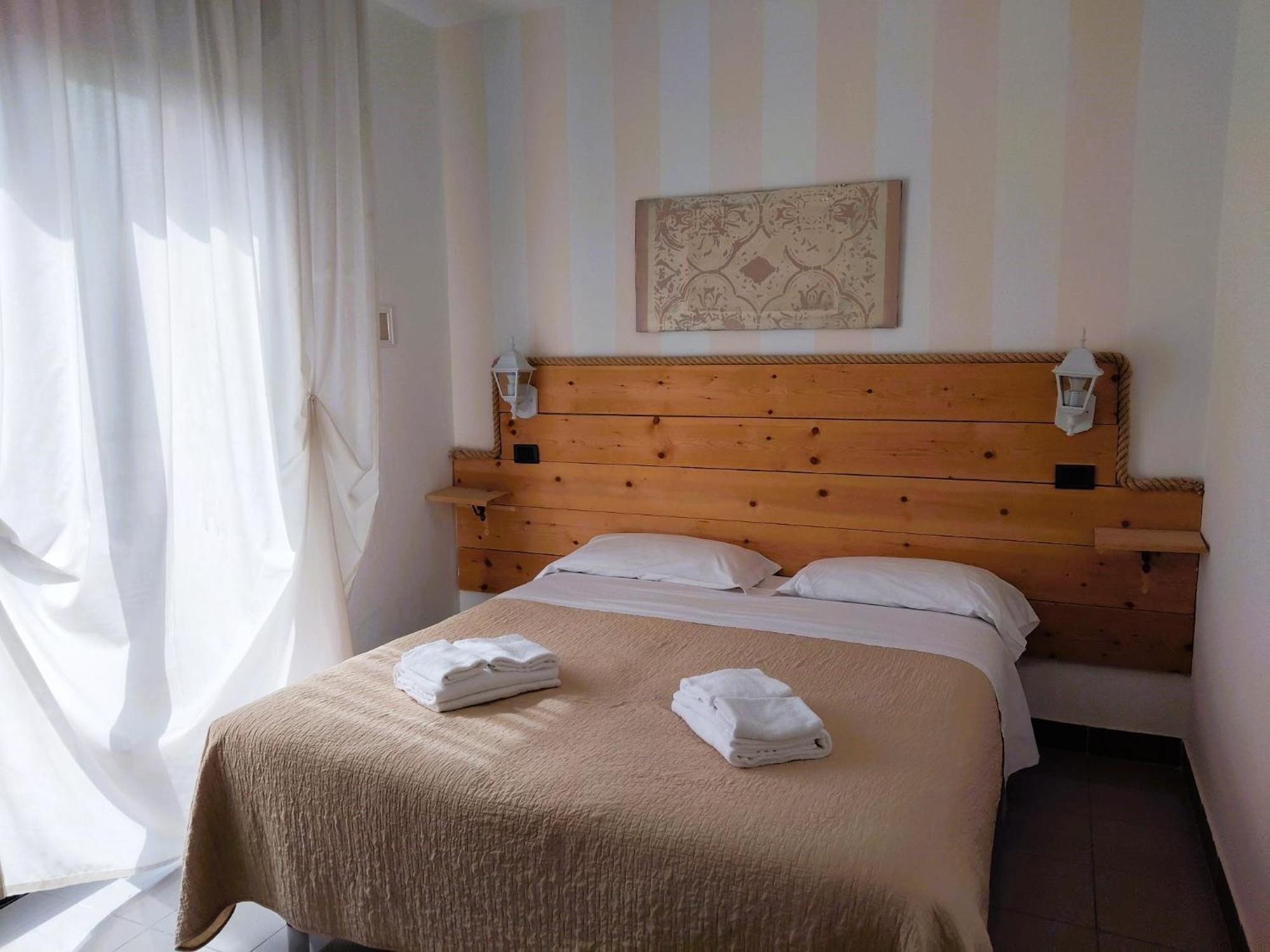 Hotel Garisenda B&B - In Centro A Riccione - 외부 사진