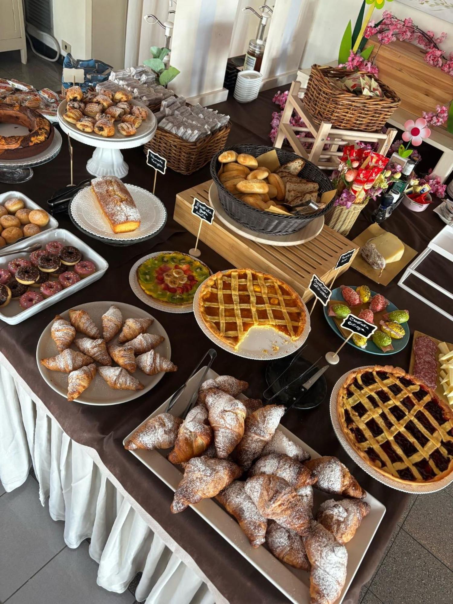 Hotel Garisenda B&B - In Centro A Riccione - 외부 사진